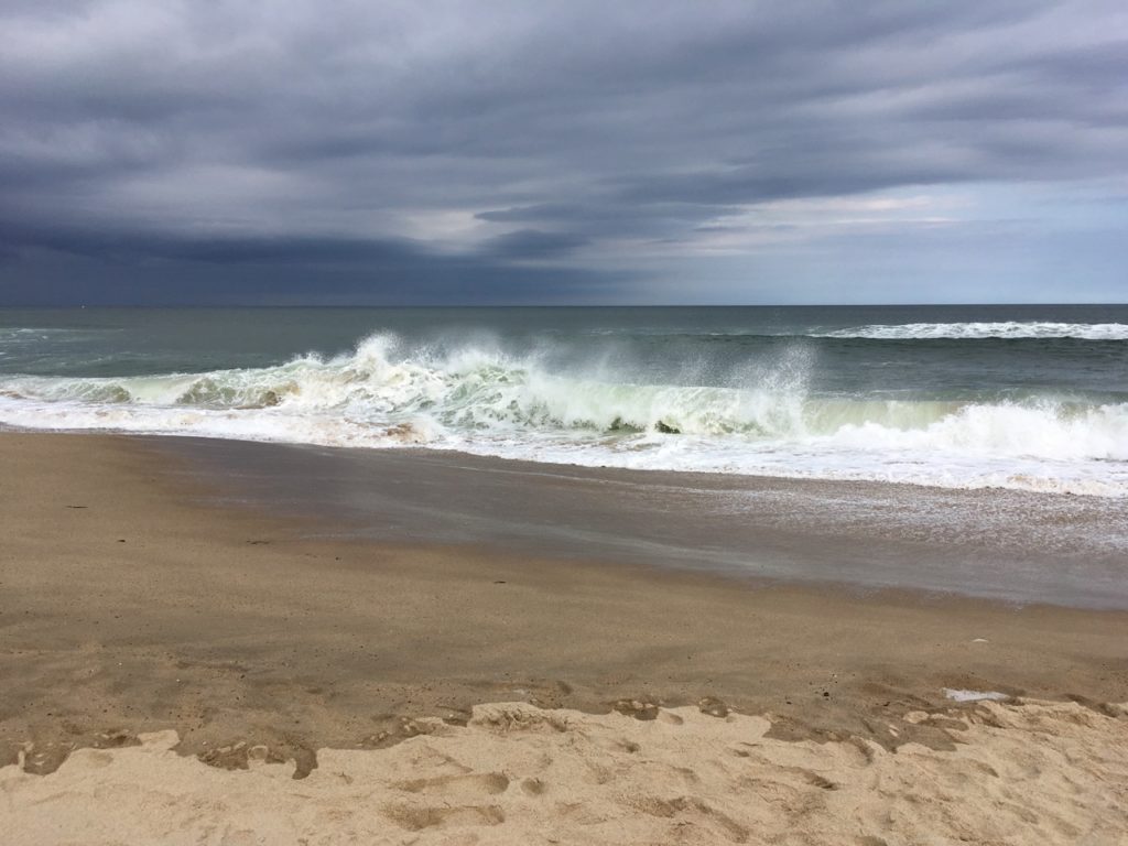 Crashing waves in Cape Cod