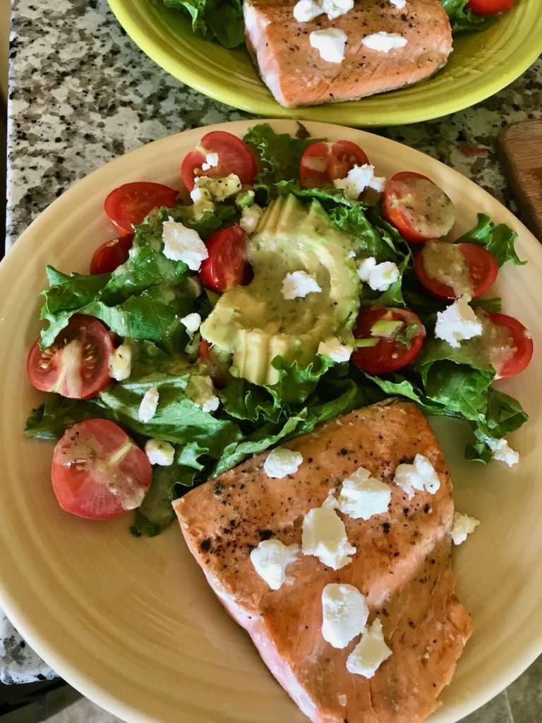 salad with tomatoes (and salmon with goat cheese) 